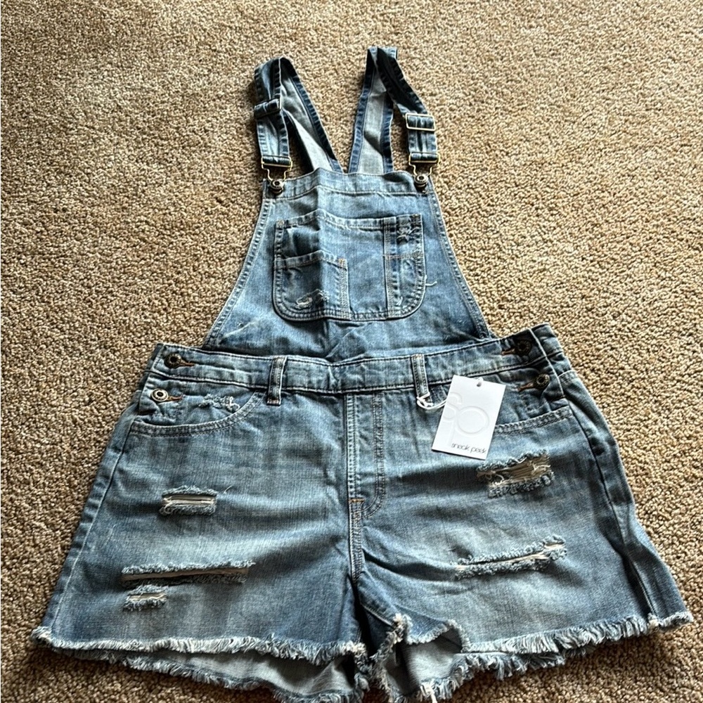 Women’s new denim overall shorts